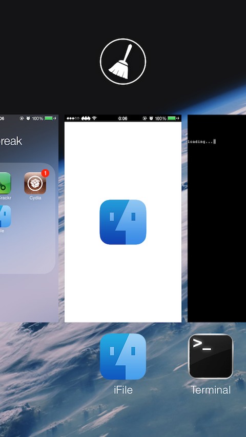Clear Background Apps te ajuta sa inchizi rapid toate aplicatiile deschise  in background 