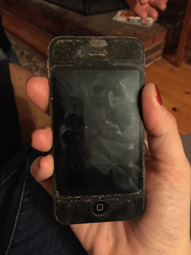 iPhone murdar carcasa
