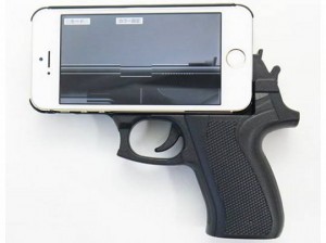 Carcasa pistol iPhone panica aeroport