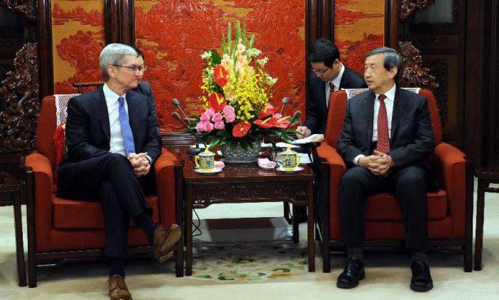 Tim Cook China