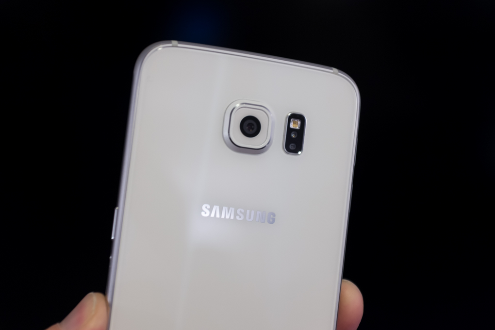 SAMSUNG GALAXY S6 OFFICIELLA BILDER 2