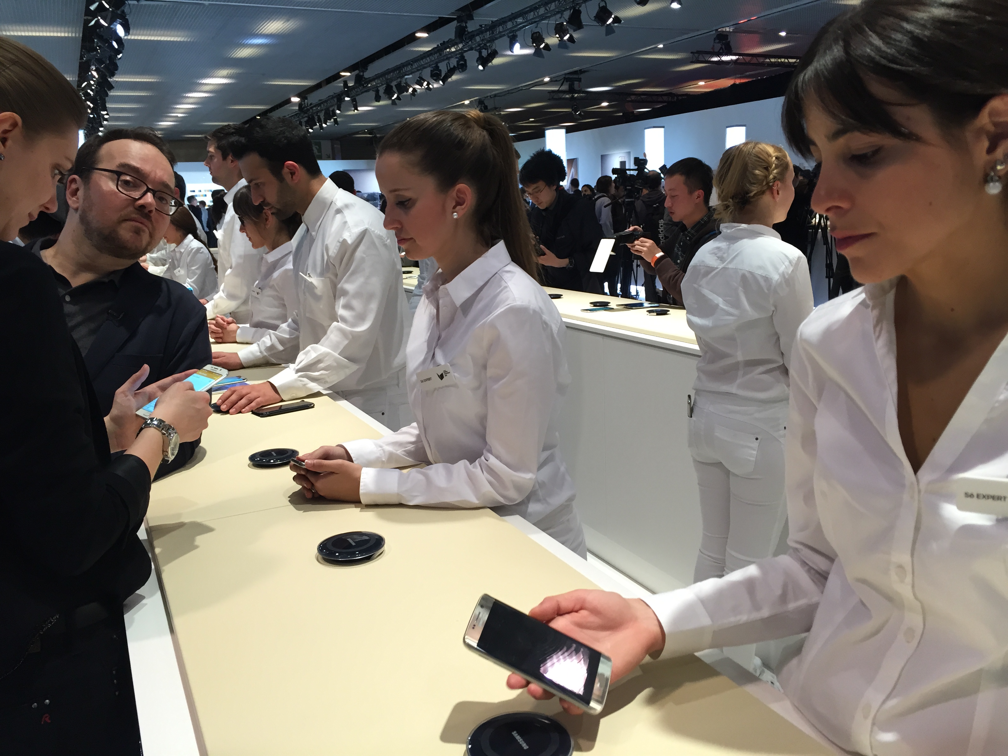 iPhone 6 poza camera MWC 2015 3