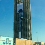 reclama apple dubai