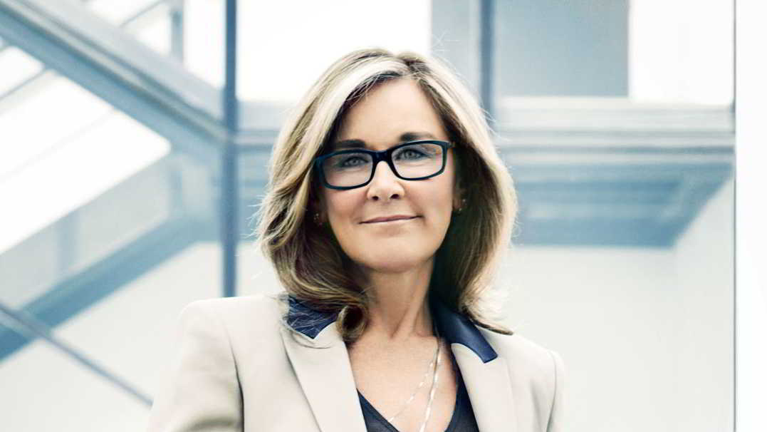 Angela ahrendts