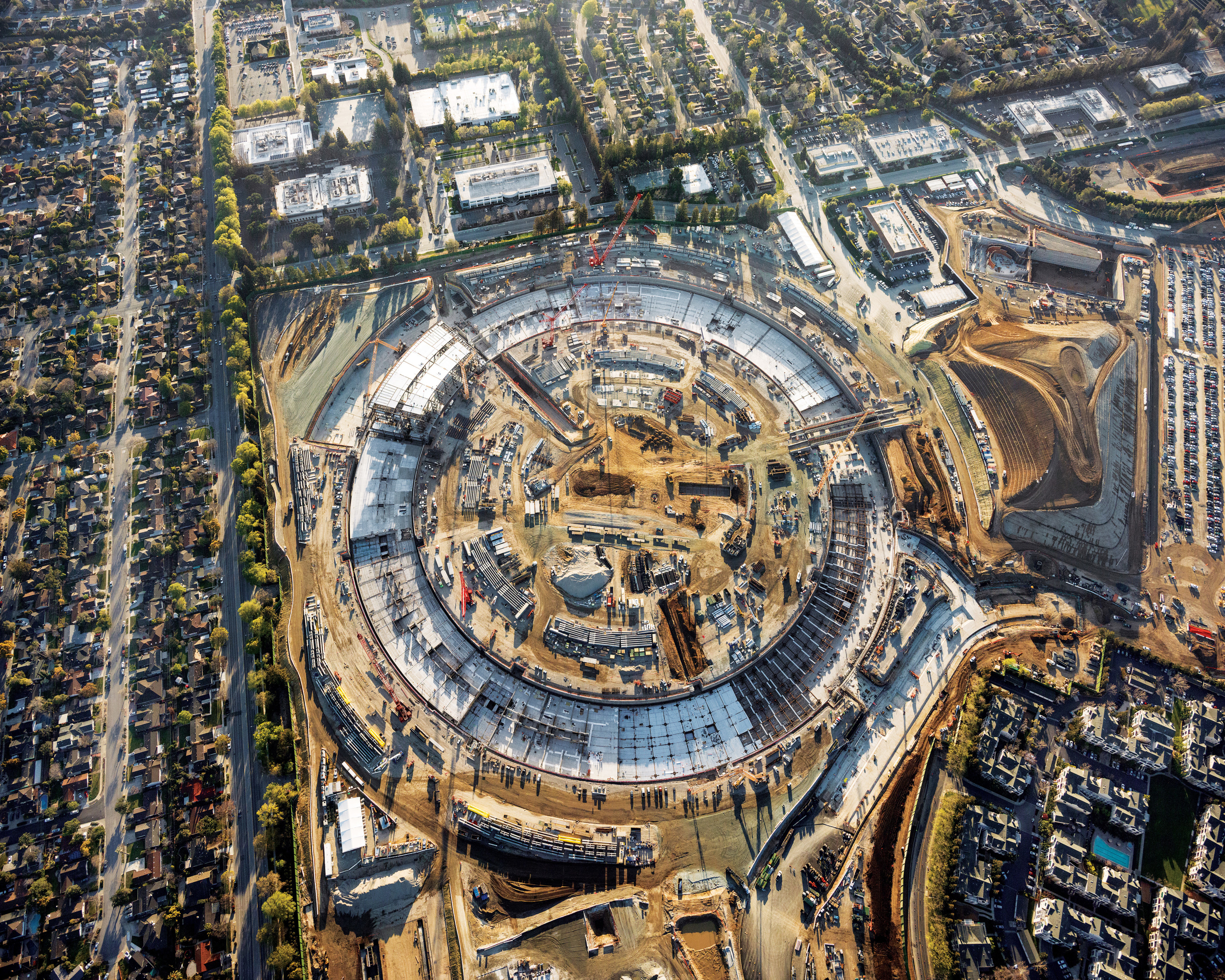 Apple Campus 2 w rozmiarze 1