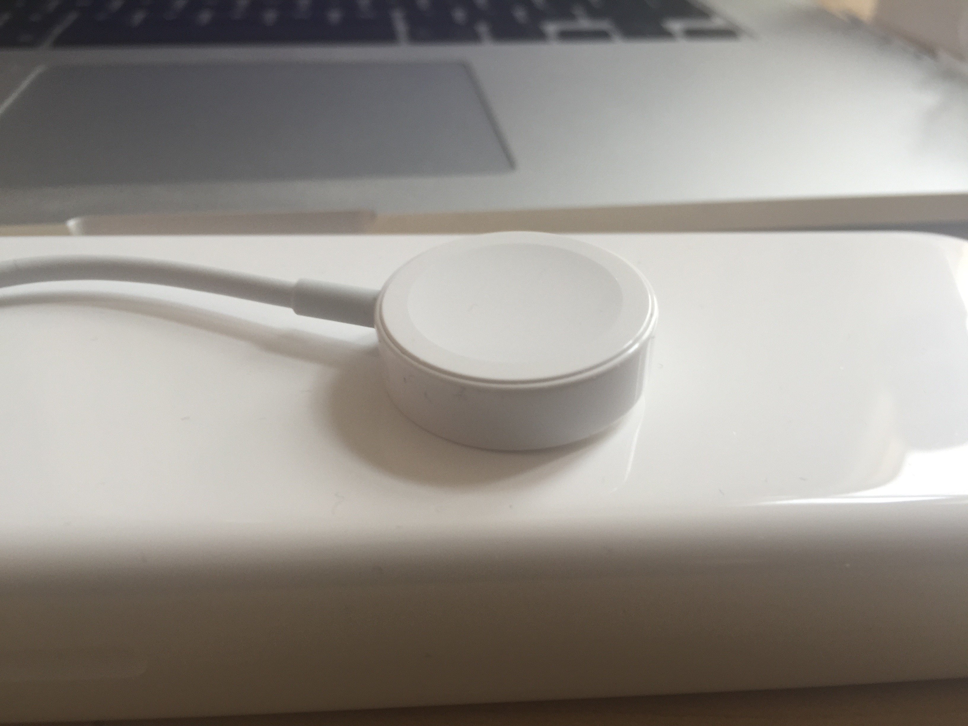 Apple Watch Sport plastic charger