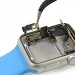 Zdemontowany Apple Watch 4