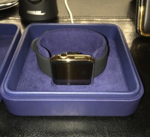 Boîte dorée Apple Watch