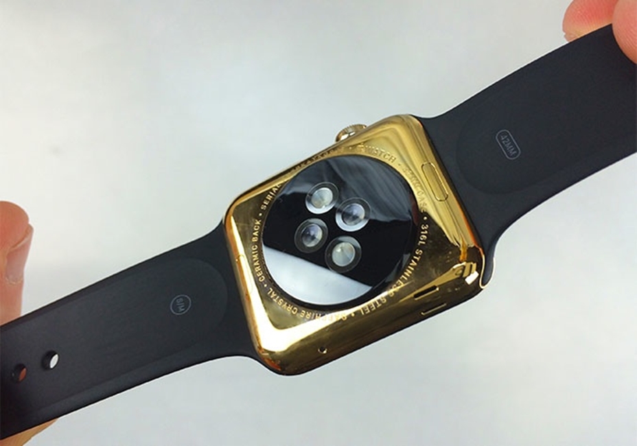 Apple Watch placare aur singur