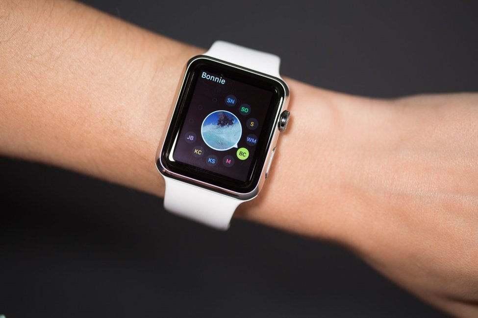 Apple Watch julkistaa Romanian