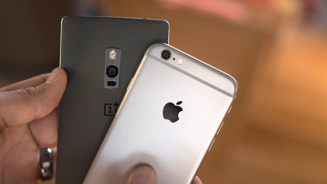 OnePlus 2 vs iPhone 6 detaljeret sammenligning