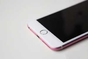 iPhone 6S pinkki