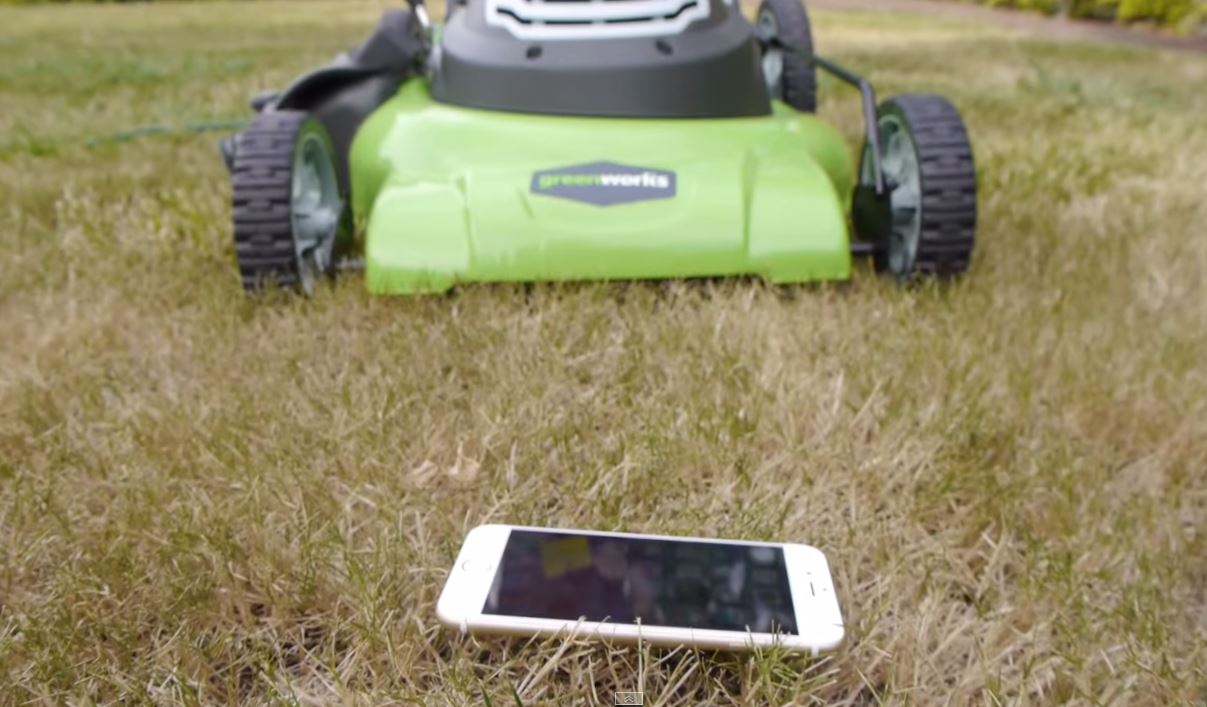 iPhone 6 förstörde gräsklipparen