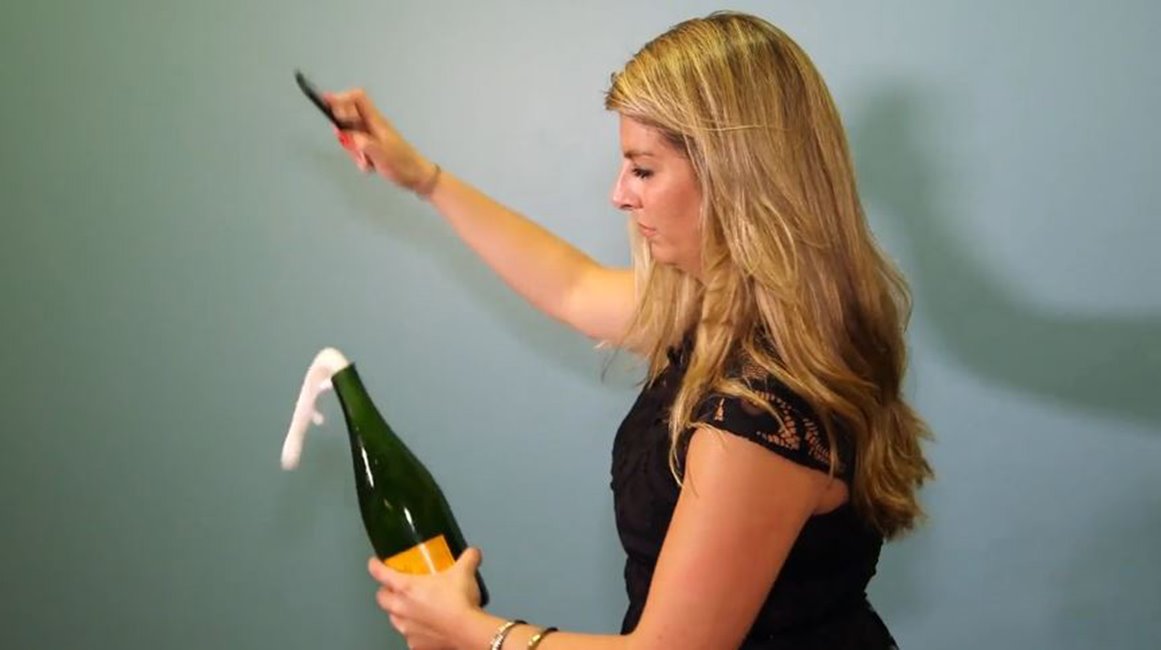 Abridor de botellas de champán para iPhone