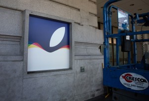 Apple amenajare locatie conferinta iPhone 6S 3