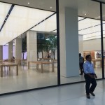 Apple Store Dubai Abu Dhabi cel mai mare din lume 2