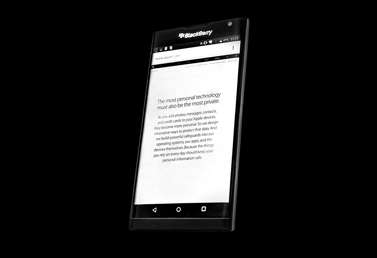 Blackberry Priv promovare Apple