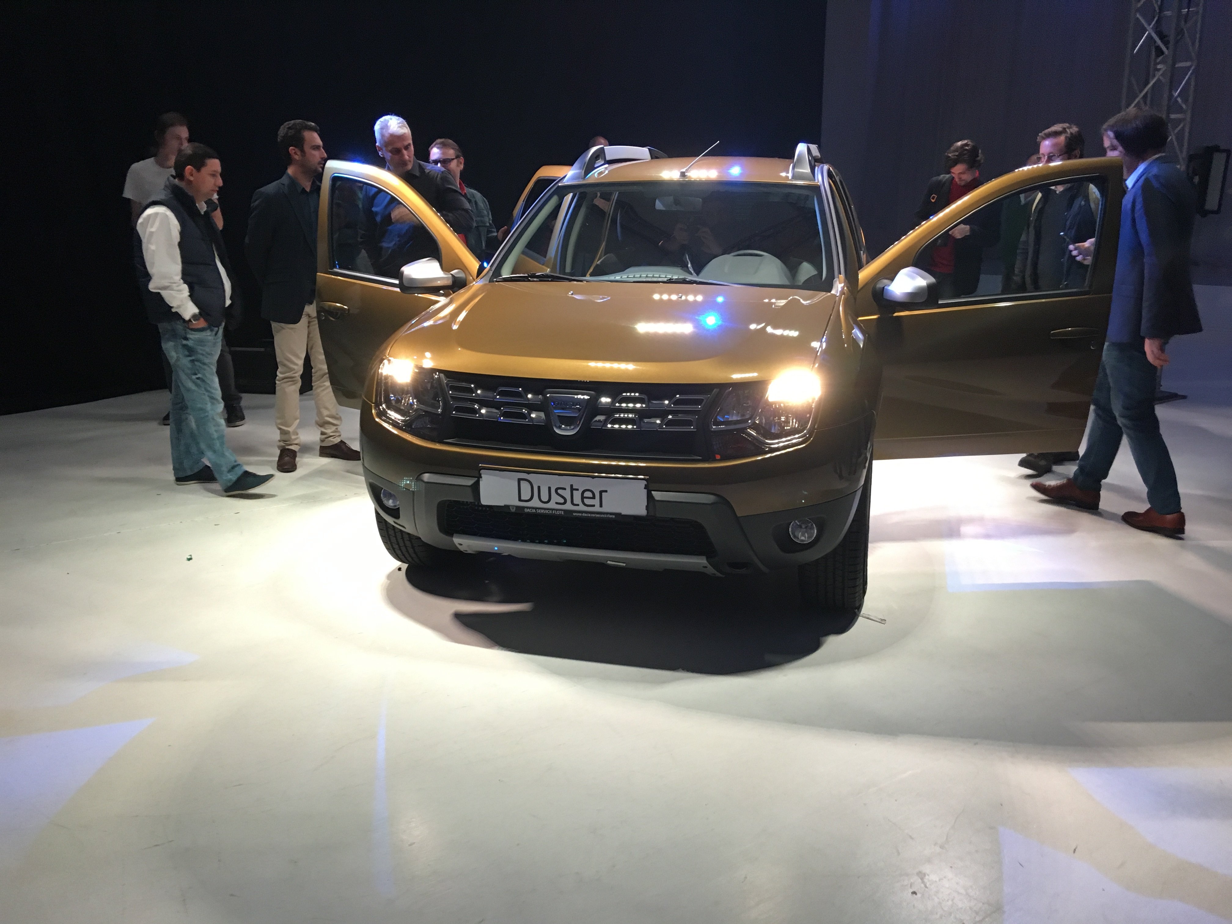 Dacia Duster połączona z Orange