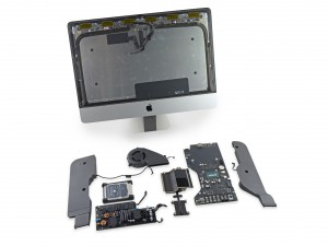 iMac 4K 21.5 pollici smontato