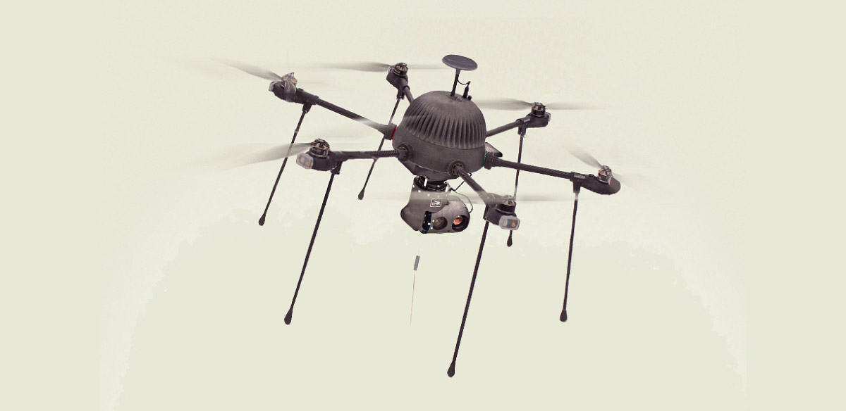 Prima drona care zboara nelimitat