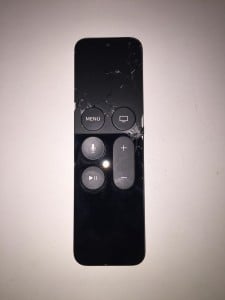 telecomanda Siri Apple TV crapata