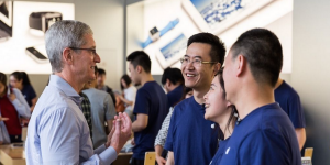 Tim Cook parla delle accuse di evasione fiscale