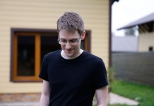 Edward Snowden: FBI minte cand spune ca nu poate debloca iPhone-uri Edward Snowden