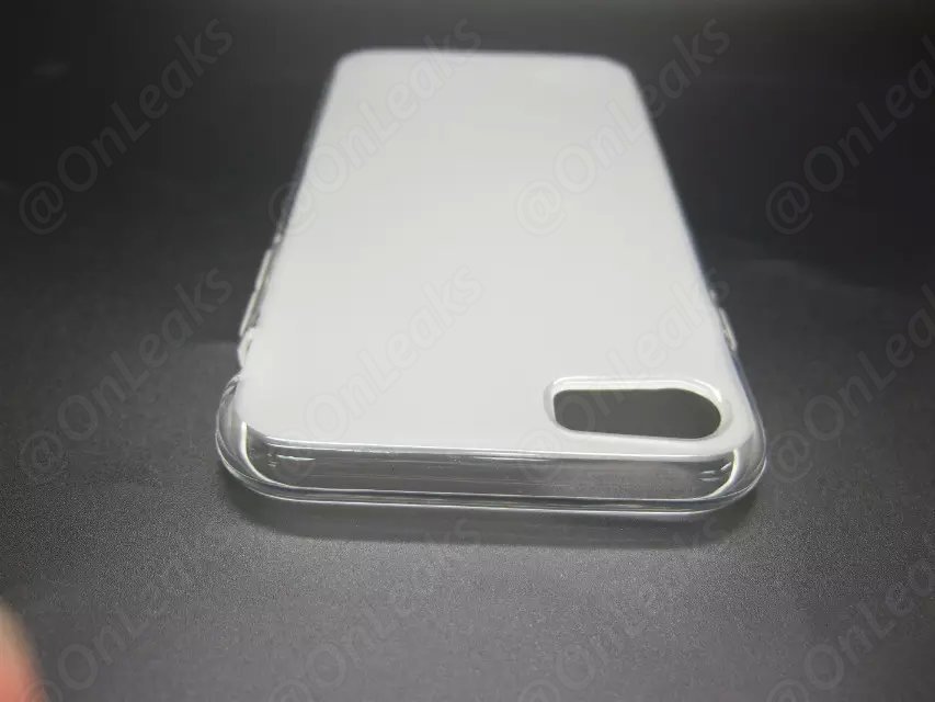 Custodie per iPhone 7 2 - iDevice.ro