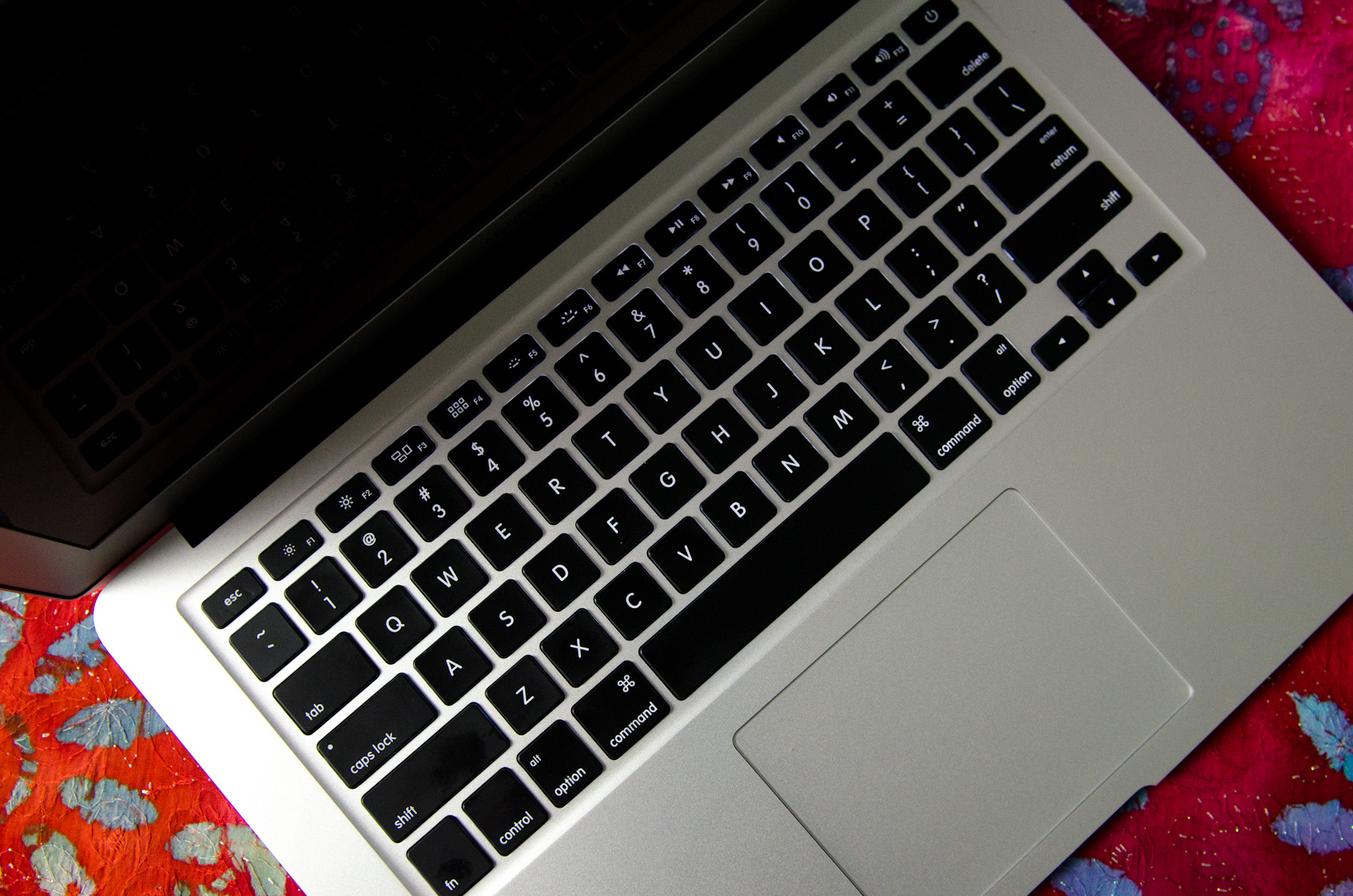 MacBook tastatura tactila