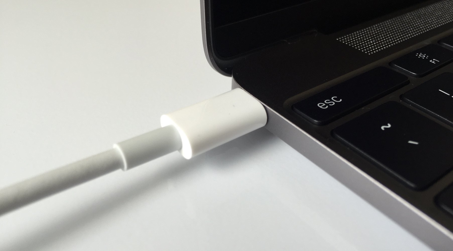 USB-C standardointi