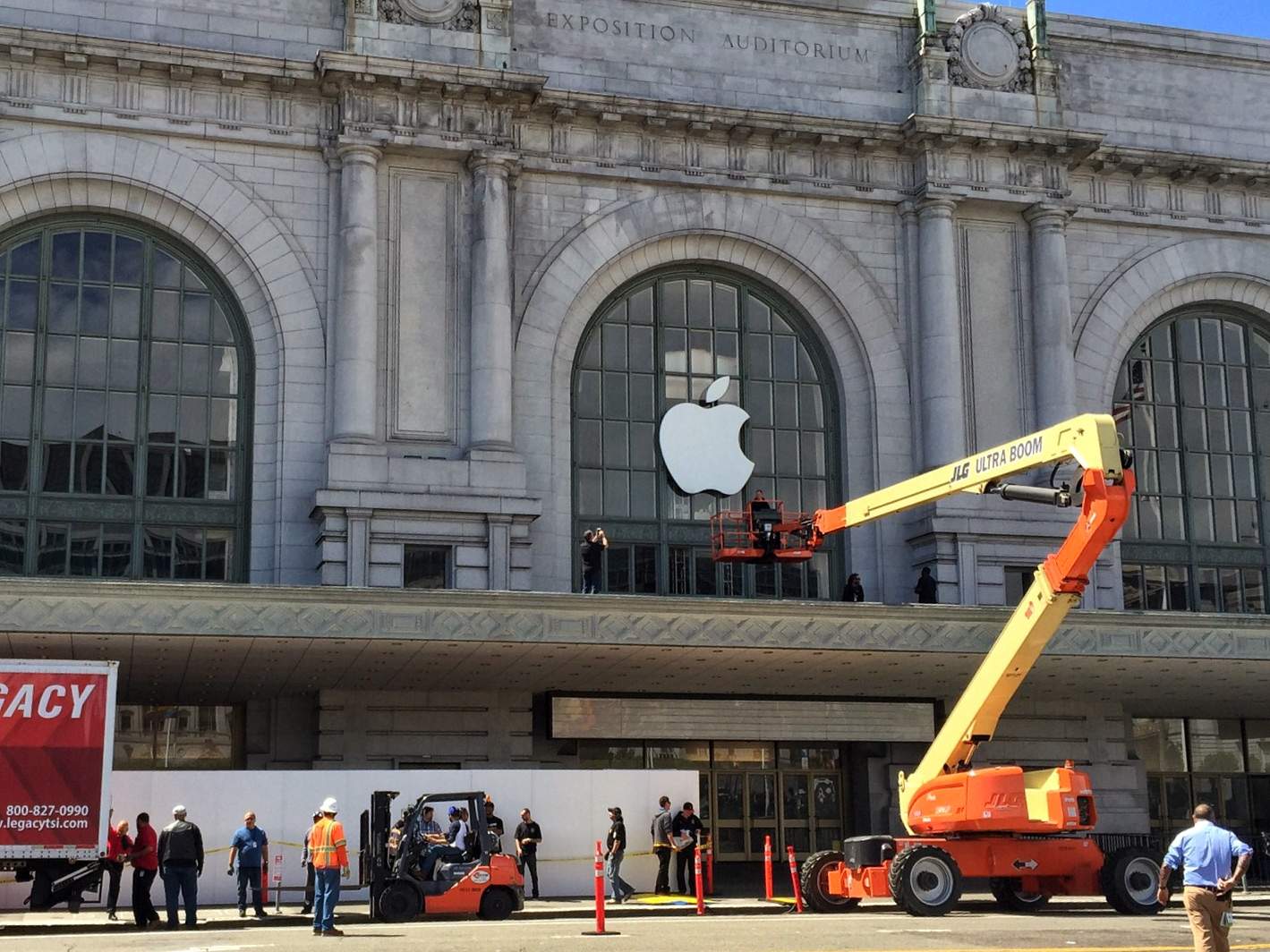 Design des Veranstaltungsortes der WWDC 2016