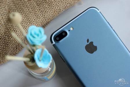 iPhone 7 Plus azul en 3