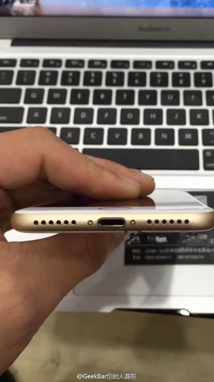 coque dorée iphone 7 1