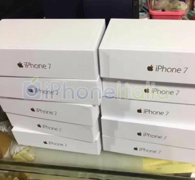 cutii iphone 7 lansare italia