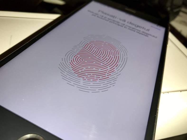 iPhone 7 TouchID