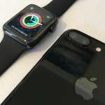 iPhone 7 gitzwart versus Apple Watch Space Black 7