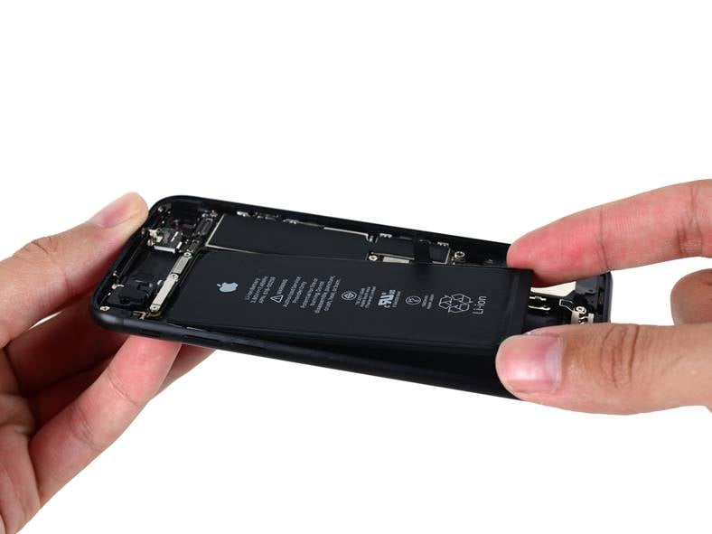 Batterij iPhone 7 opladen