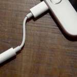 adaptador iphone 7 música débil