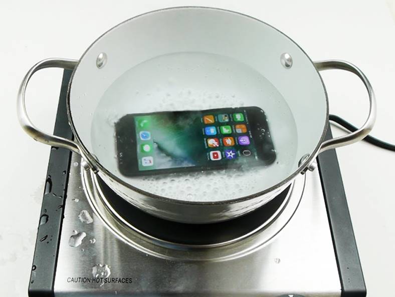 iPhone 7 kochendes Wasser