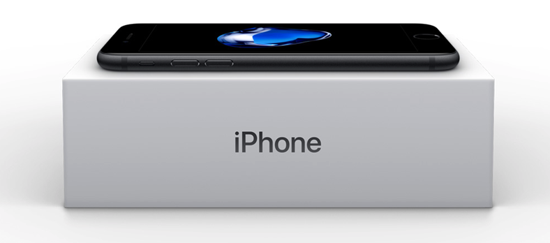 iPhone 7 wird tiefschwarz ausgepackt