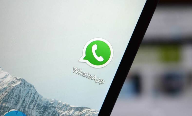 hombres de juicio de whatsapp