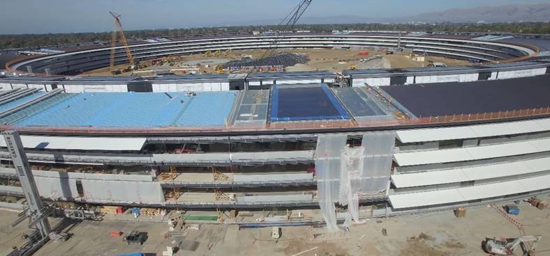 filmowanie w Apple-Campus-2