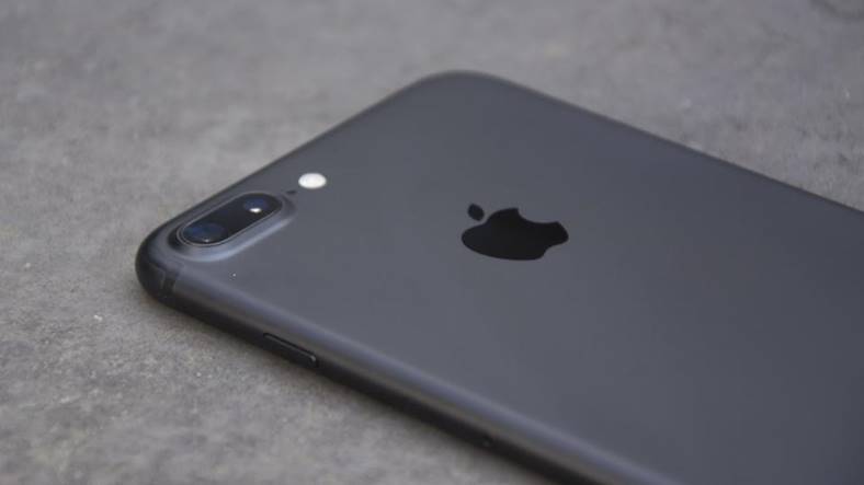 iphone-7-plus-filmowanie-pod wodą