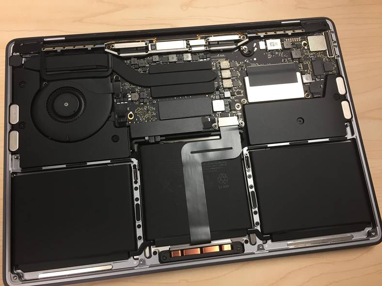 macbook-pro-2016-non assemblato