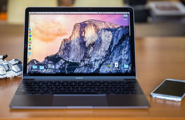 MacBook da 12 pollici con tasti bloccati