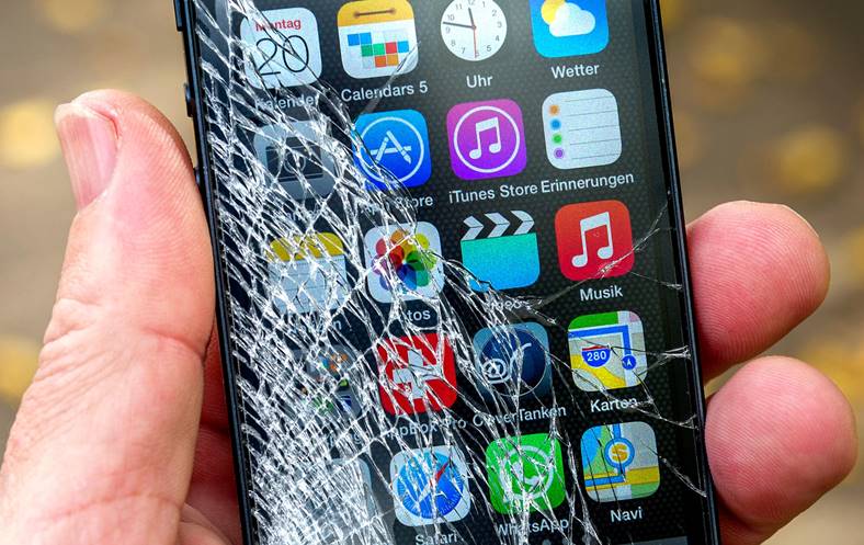 iphone ecran crapat senzor alerta