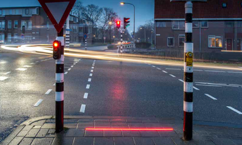 verkeerslichten voor voetgangers in de stad