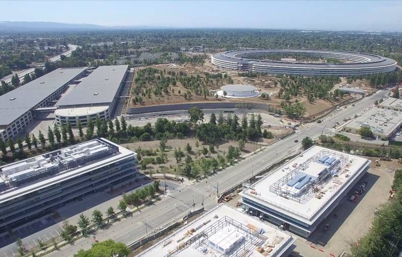 Apple Park luftregistrering juni