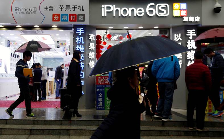 Apple stiehlt iPhone-Daten