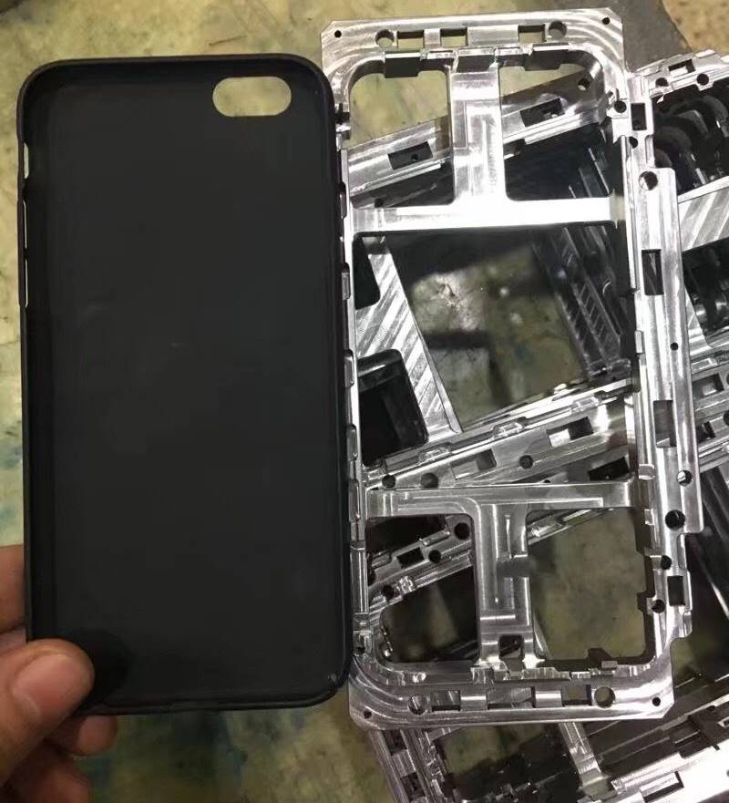 iPhone 8 carcasa mulaj